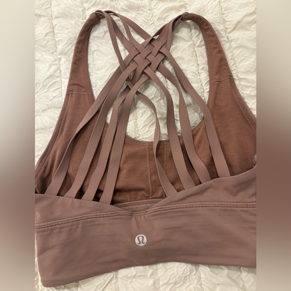 Lululemon dusty rose sports bra